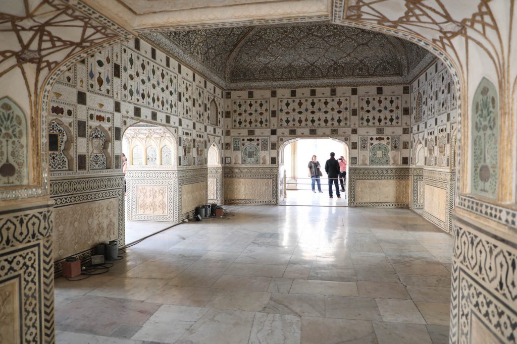 India, Rajasthan, Amer Fort- Glass Palace – Hall of Private Audience(Diwan-e-Khas)