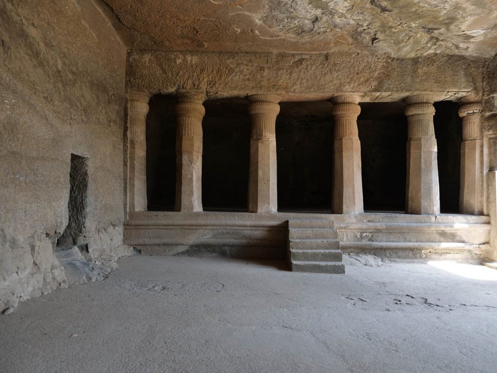 India, Mumbai, Elephanta Rock Caves temples – cave