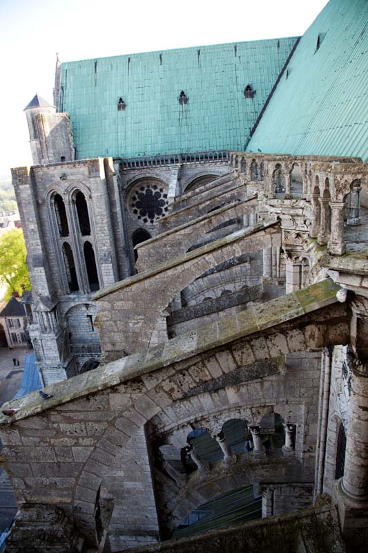 Chartres, Flying buttress