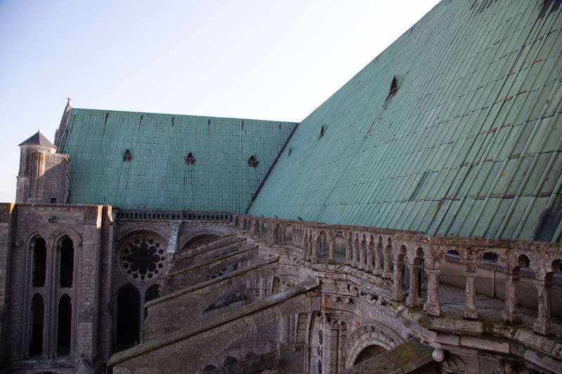 Chartres, Cross-roof