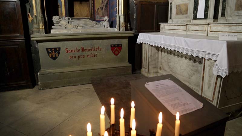 Avignon, Saint Didier Gothic church – tomb
