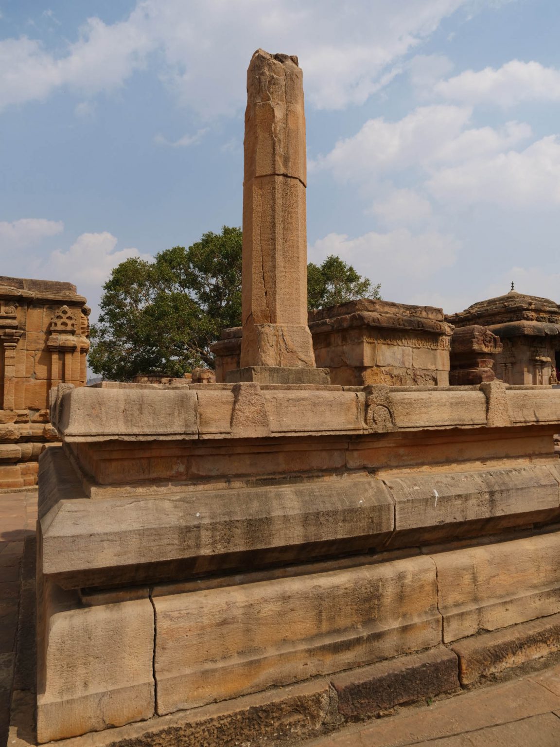 P1422534e
