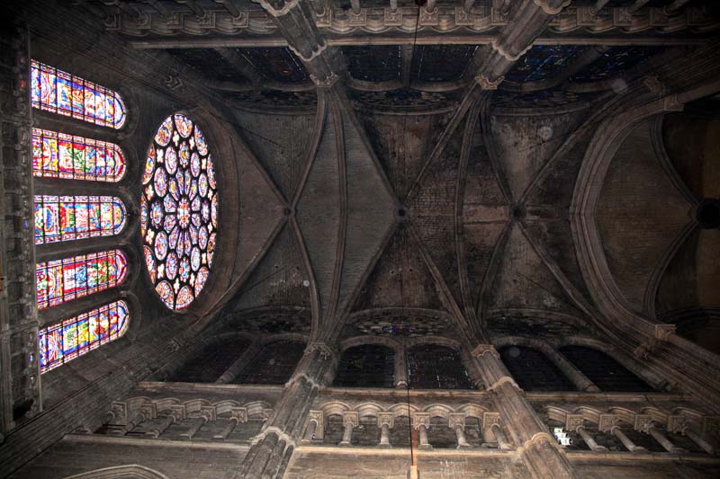 Chartres-Crossing