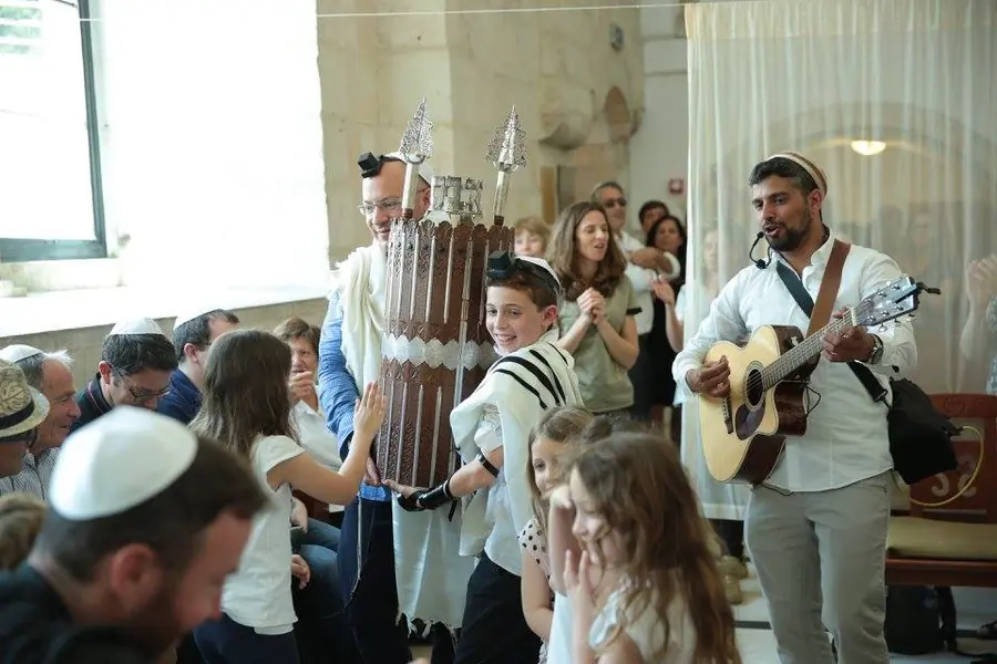 בר מצווה בירושלים — 1