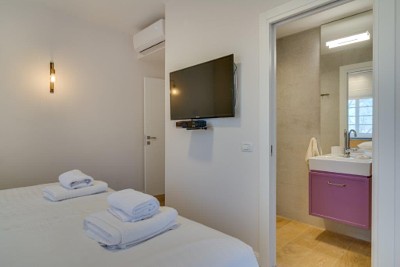third ensuite