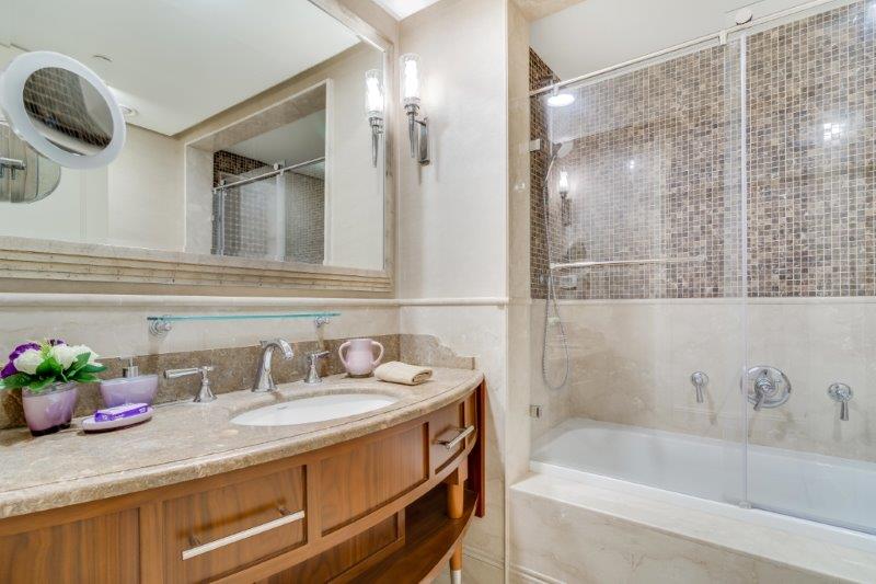 ensuite 2 bathroom
