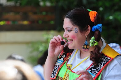 קרין דזנט — בילבולית הליצנית ובעלי החיים — תמונה 2 מתוך 10