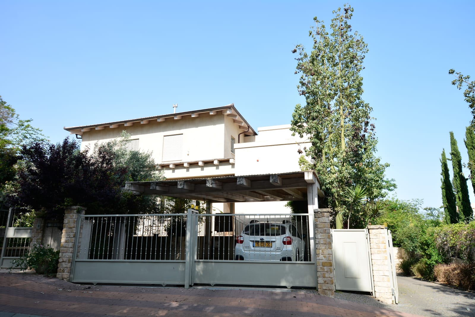 בית בבית-יצחק 1