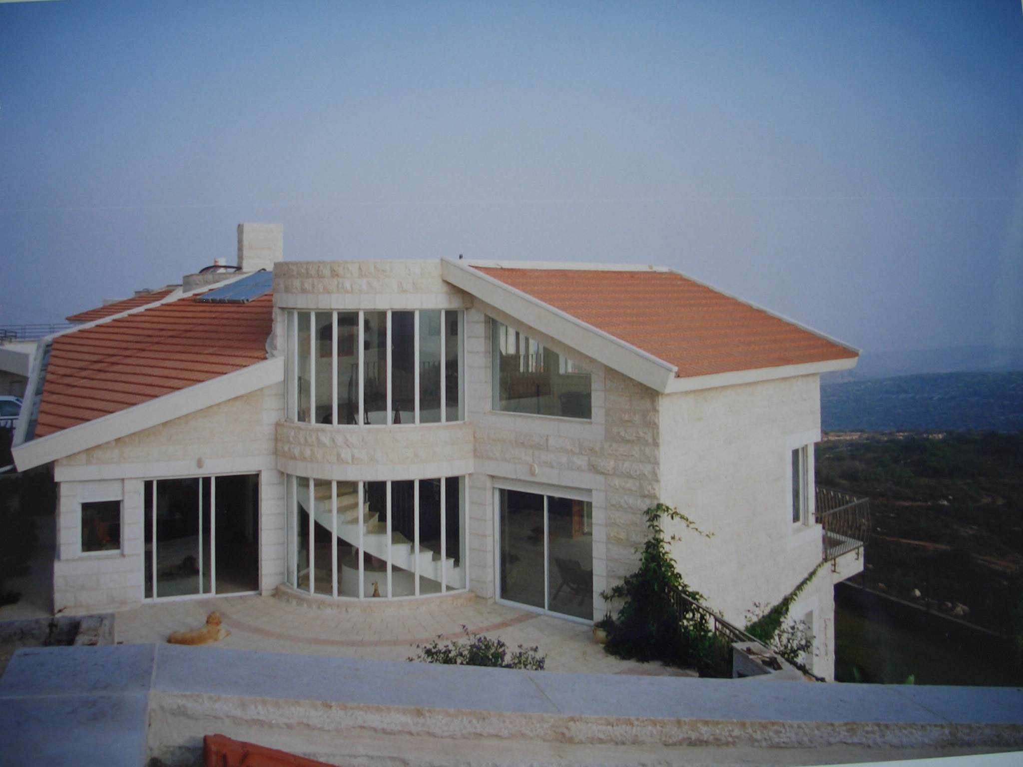 בתים פרטיים בניה סולרית וירוקה — תמונה 3