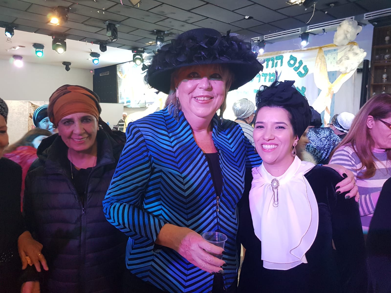 אילנה עדני שרה לראש עיריית נתניה מיריים פייברג
