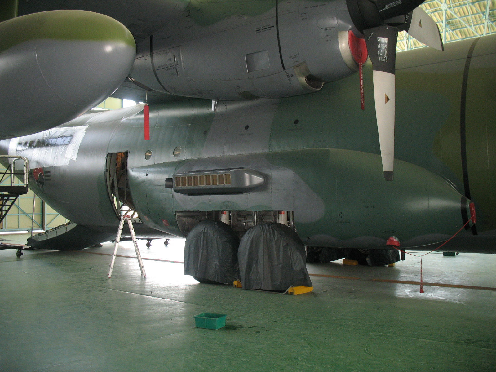 Self-Protection Suite on C-130 — photo 4 of 4
