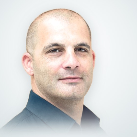 צחי נחמיאס