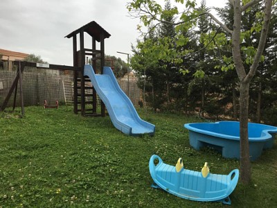 מתקני משחקים
