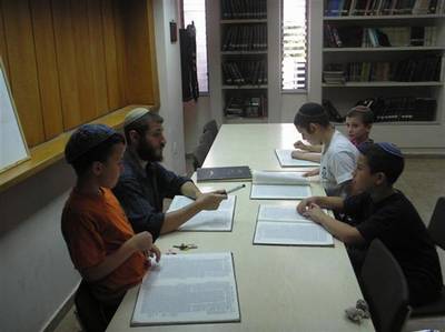 תמונות מחיי הקהילה 17