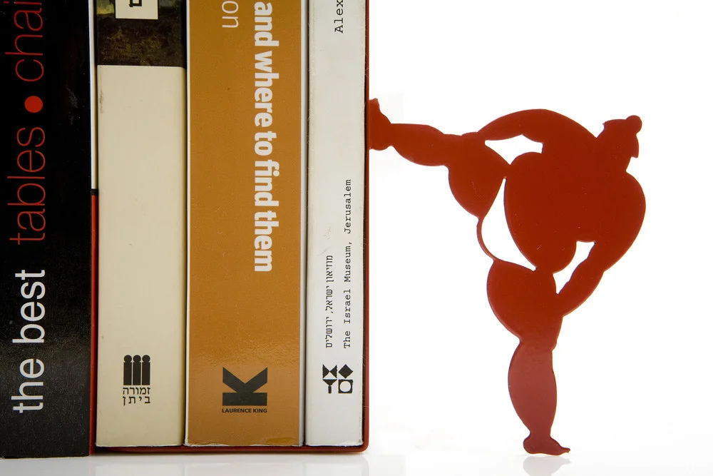 SUMO HOLDER