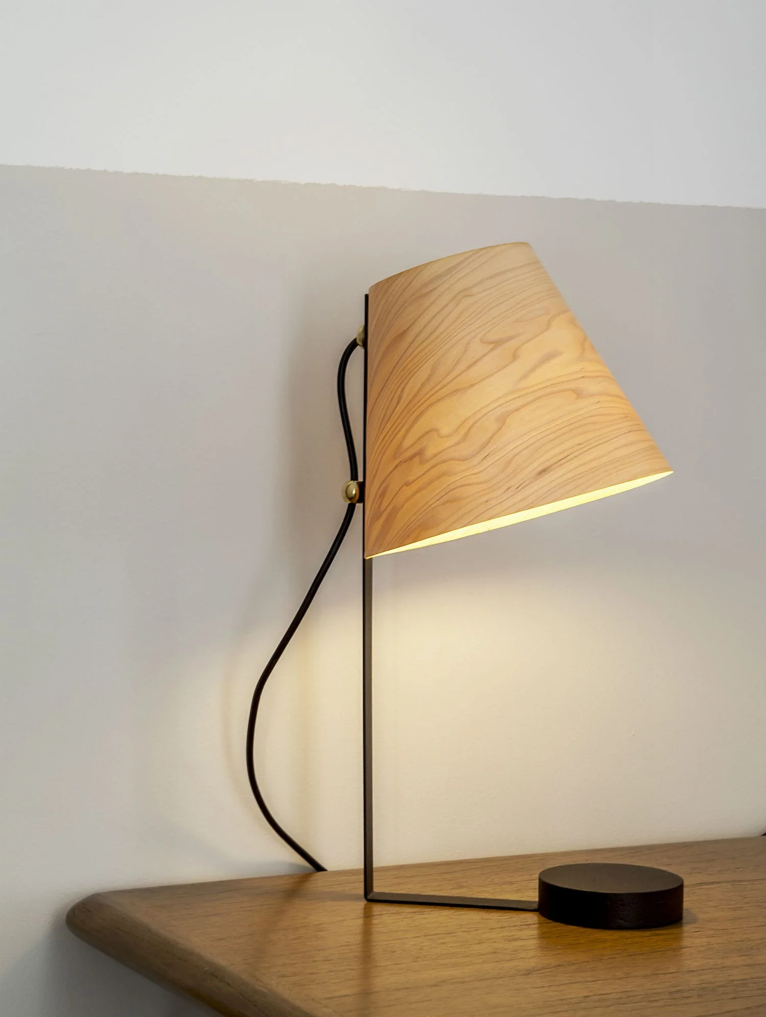 L Light