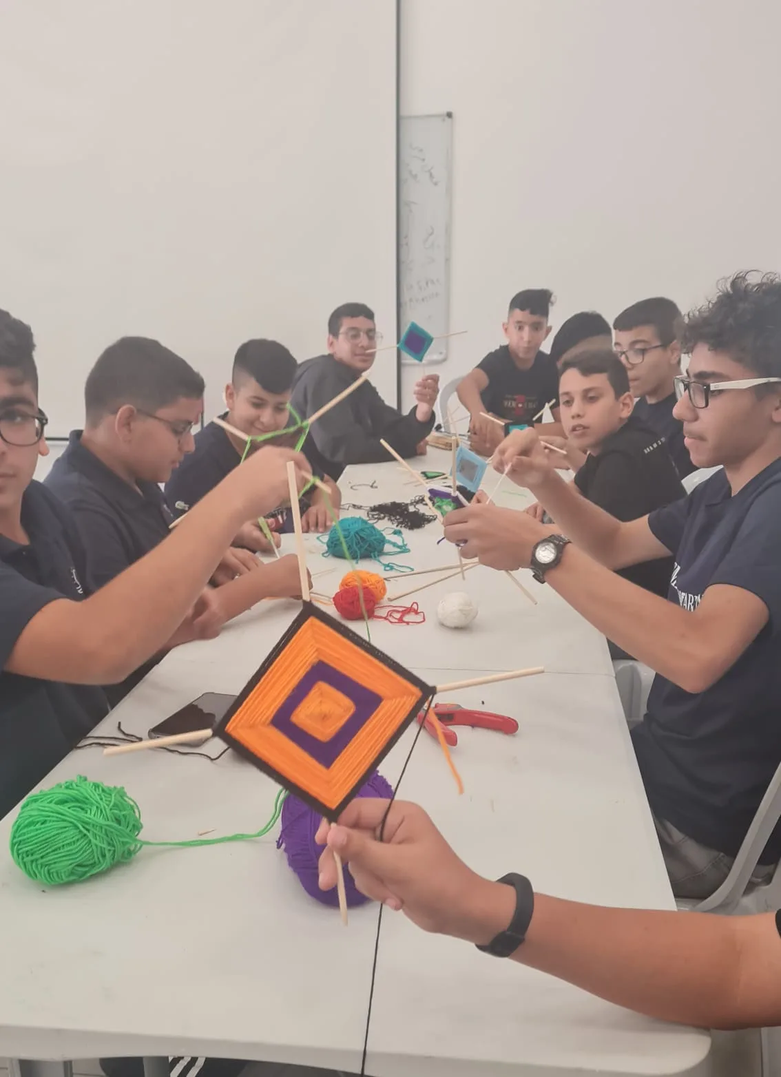 סדנת יצירה בבית ספר במסגרת תוכניות גפ"ן