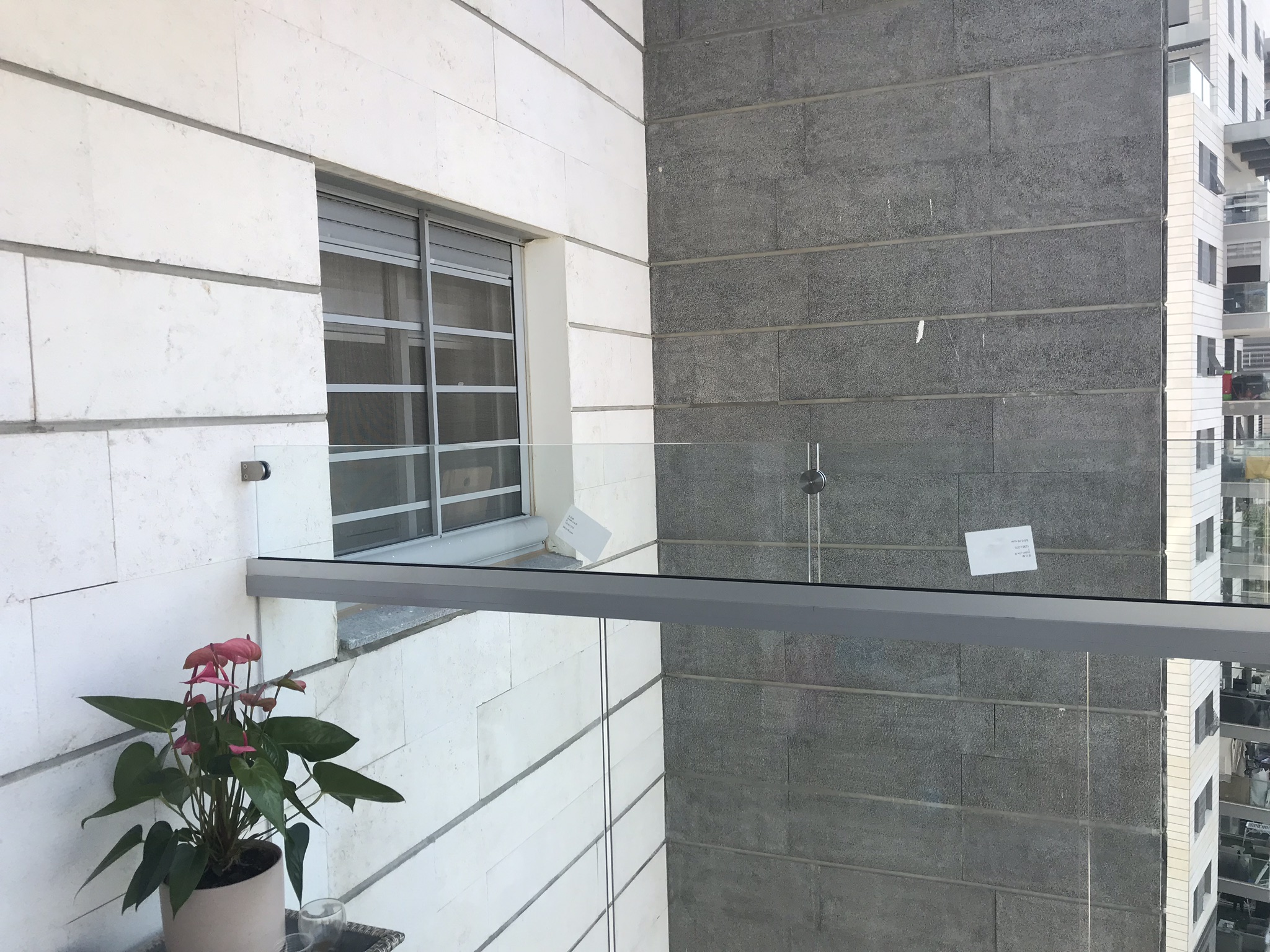 הגבהה בטוחה למעקה