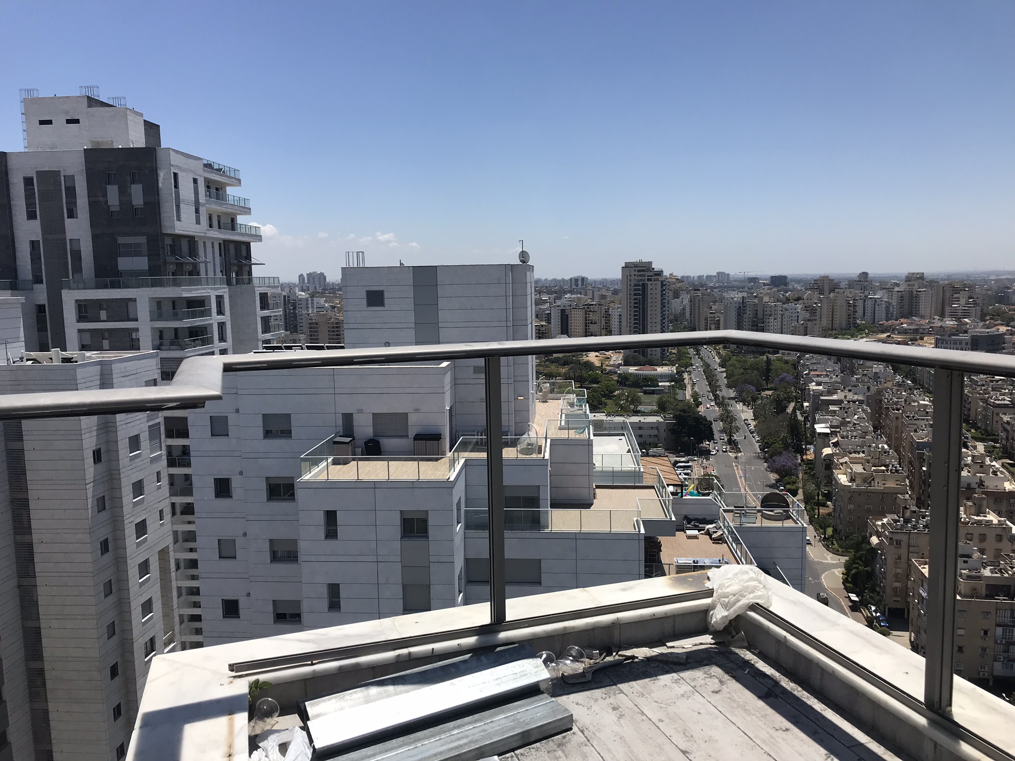 הגבהת מעקה מרפסת