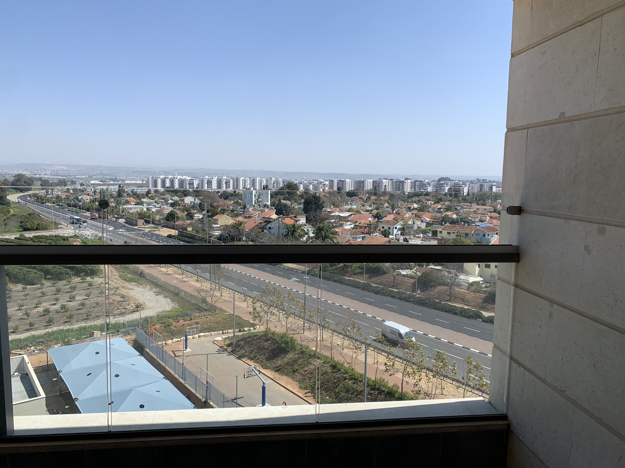 הגבהת מעקה מרפסת בשיטה ייחודית