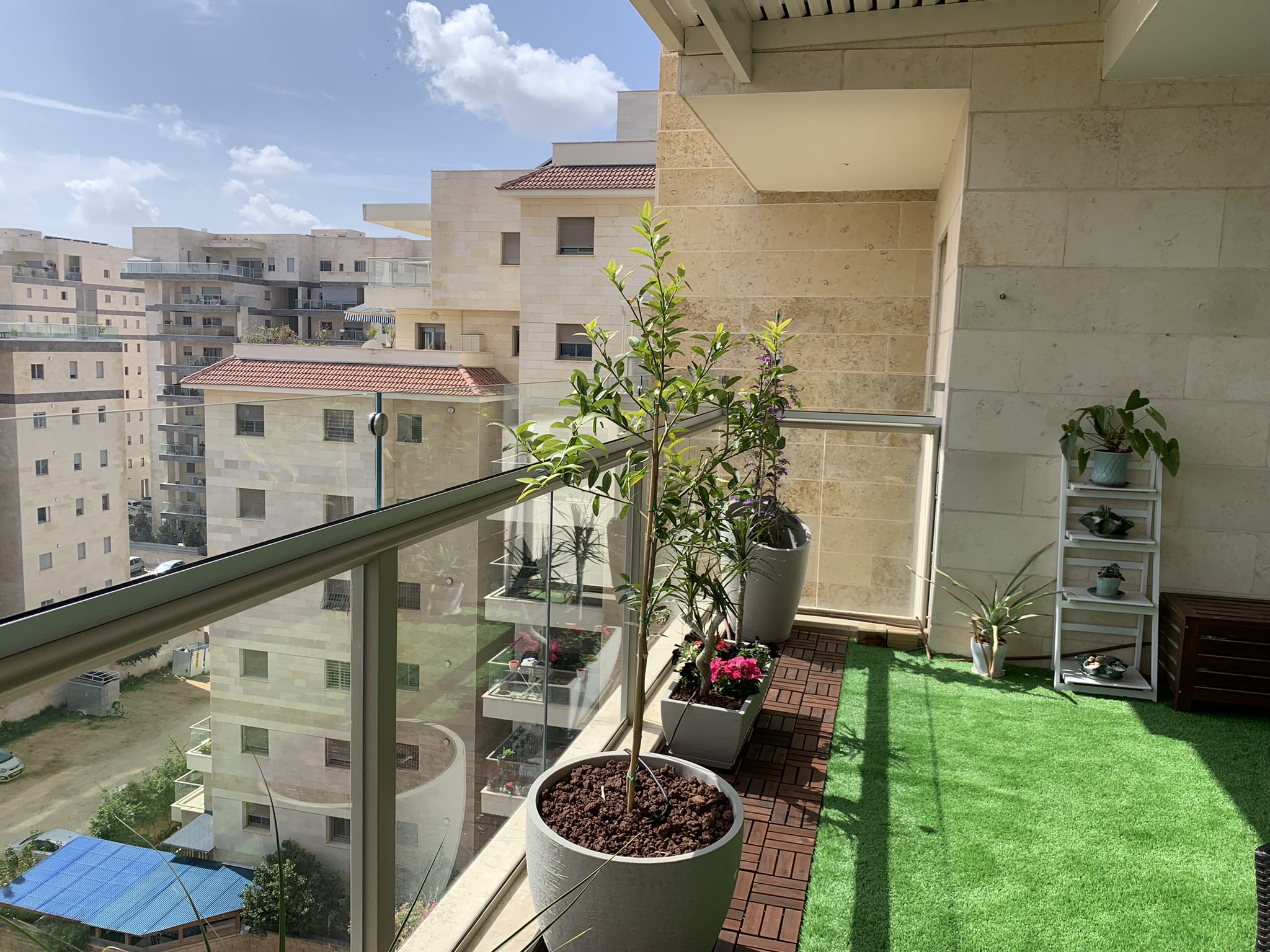 הגבהת מעקה מרפסת