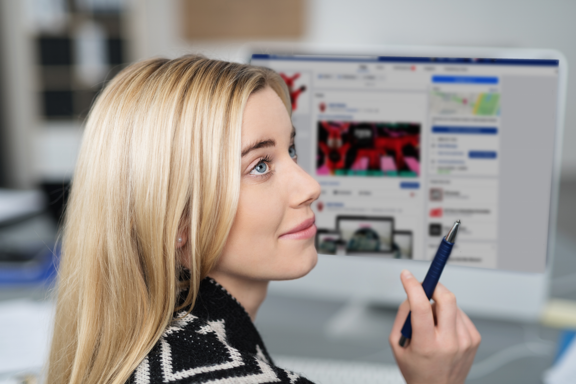 split media social media sample