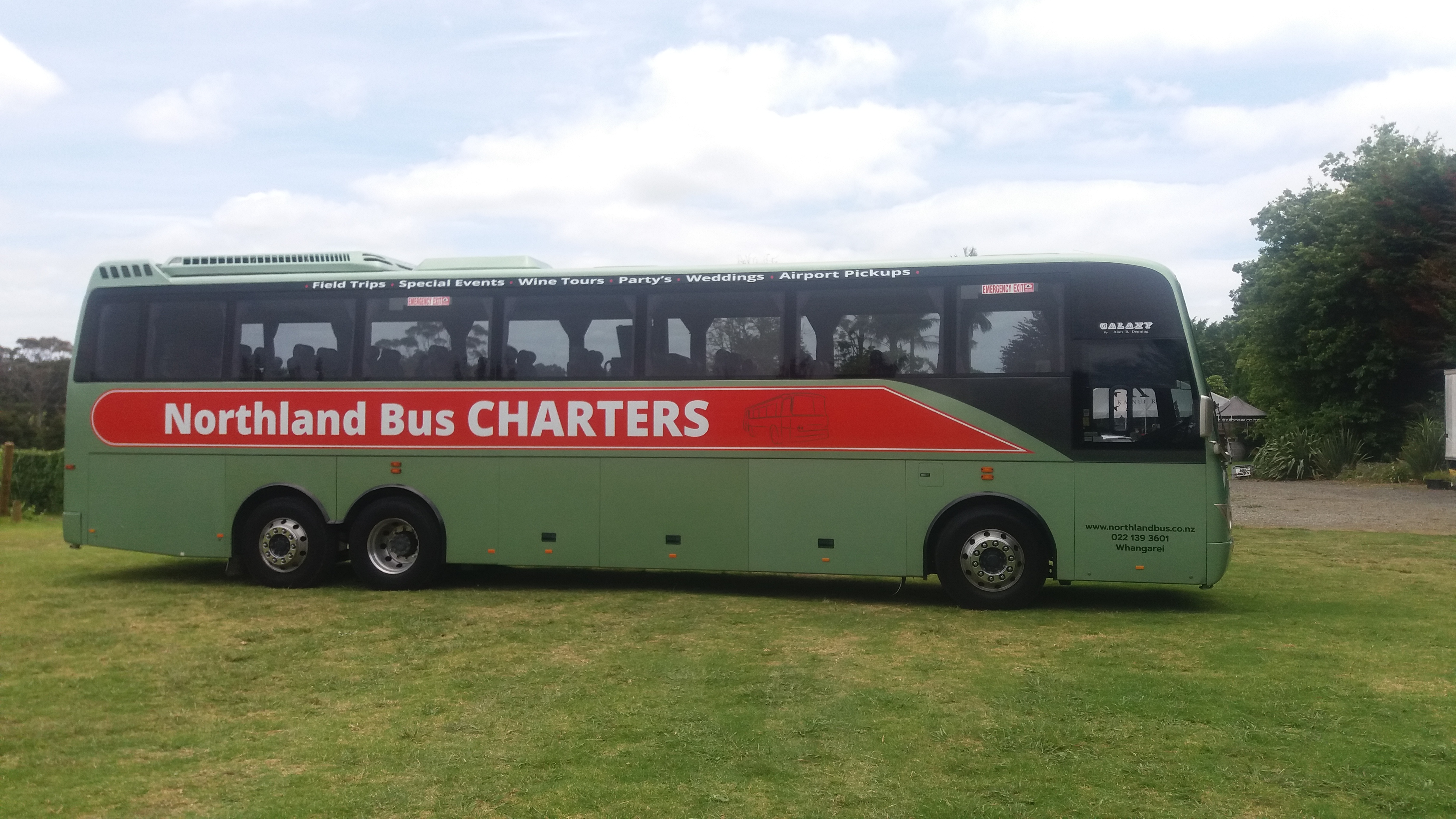 Northland Bus Charters tours