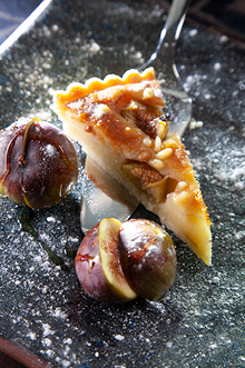 Figs & Almonds Tart2.jpg B1DCD5D5-8744-1551-DB69-3FFF2868B7F5.jpg