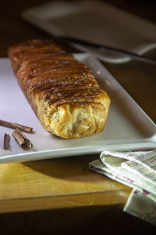 Cinnamon Cake.jpg F9F14D44-21E0-B99B-CD21-EB7BAF2777CE.jpg