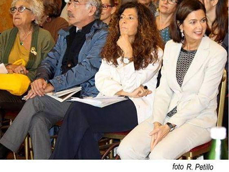 c.jpg 29938449-2FDF-10BA-45BE-5A3FDC49A425.jpg
