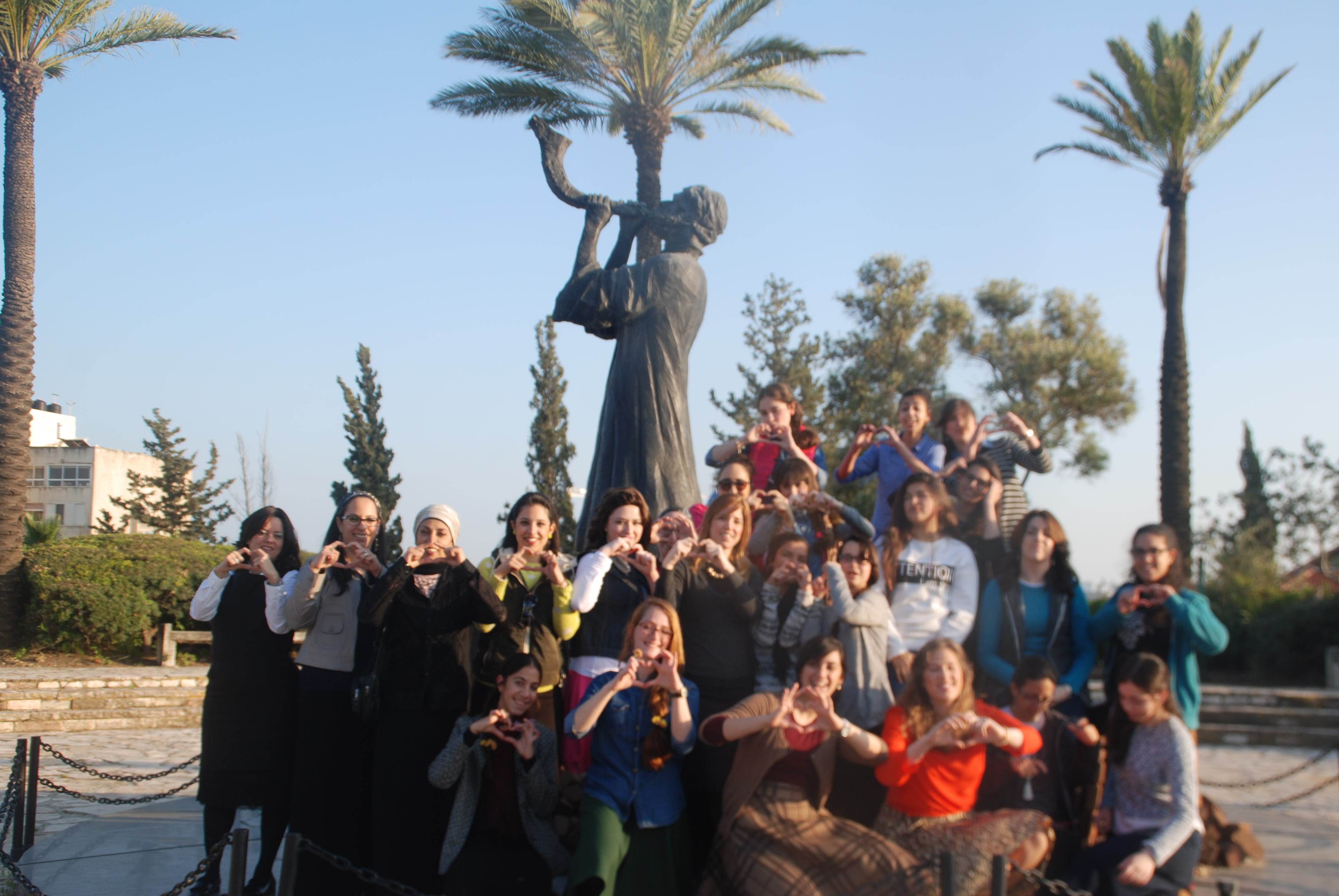 בית הספר לאומניות הבמה 7