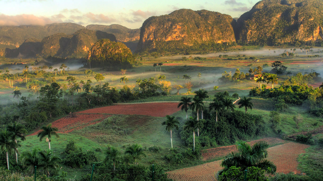 Havana/Valley of Viñales