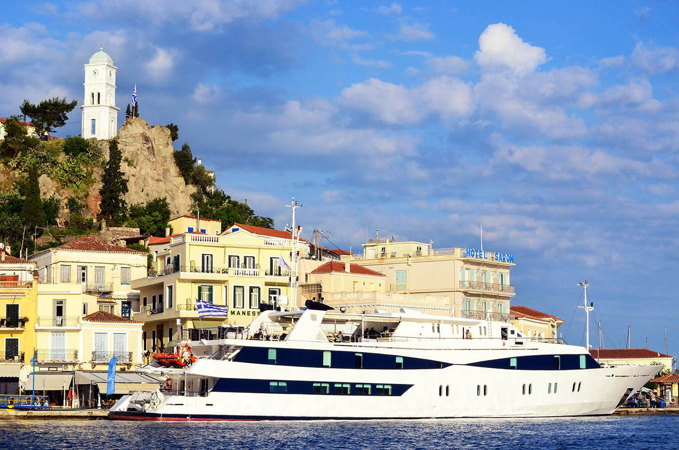 Mega Yacht