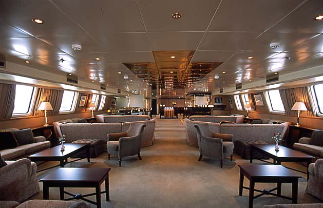 Yacht Lounge