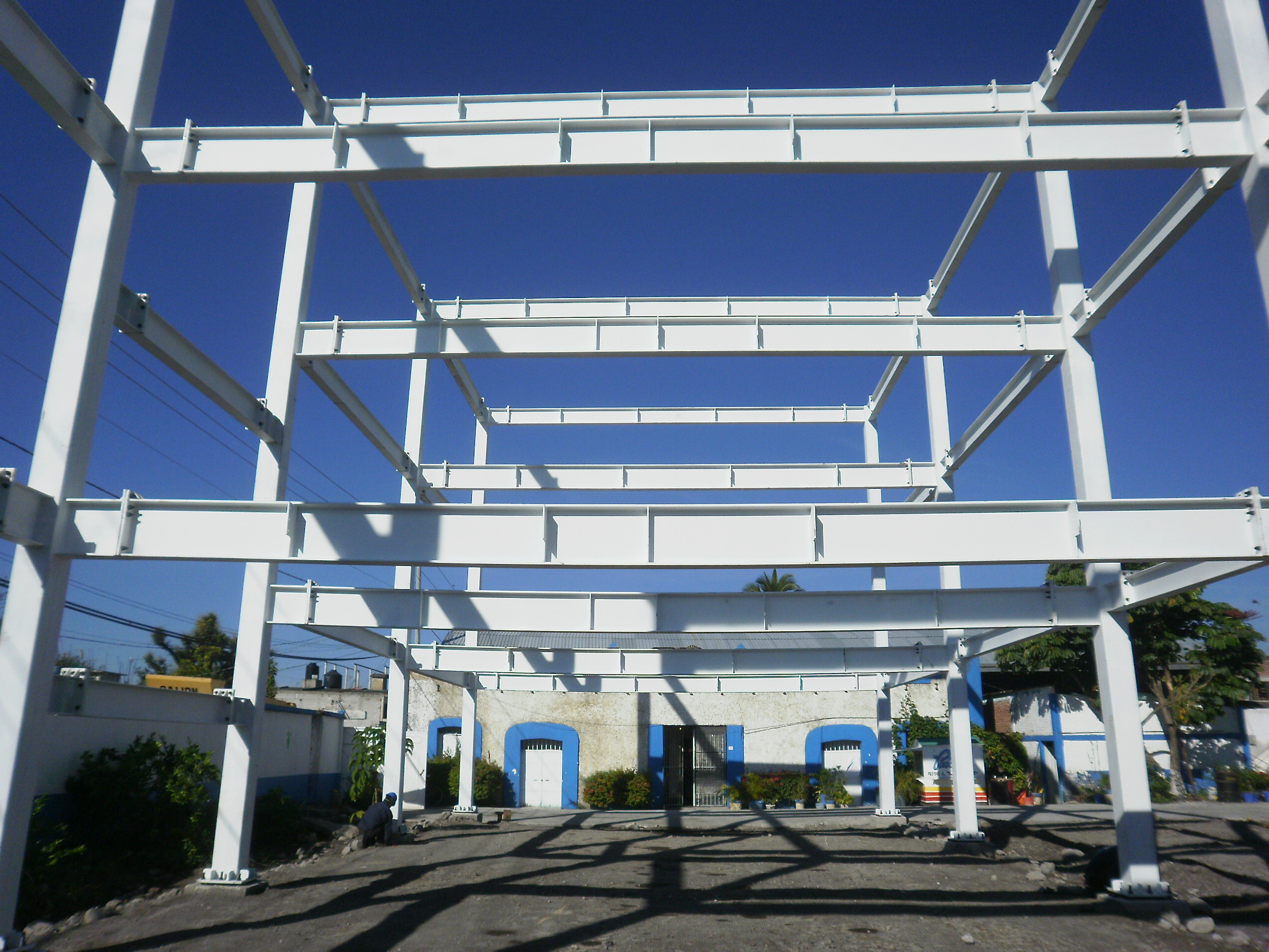 INTRA BUILDING