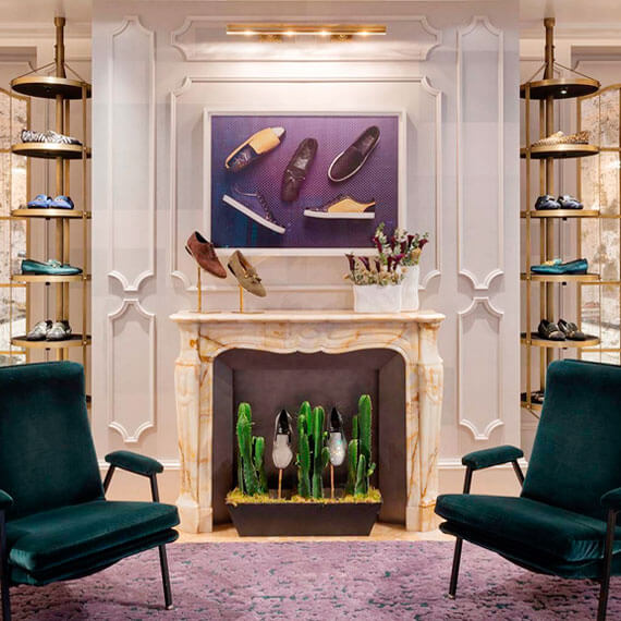 Maolone Souliers retail interior display