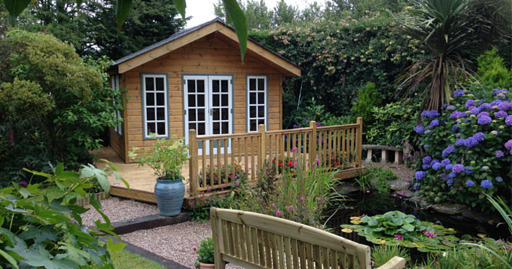 SUMMERHOUSES
