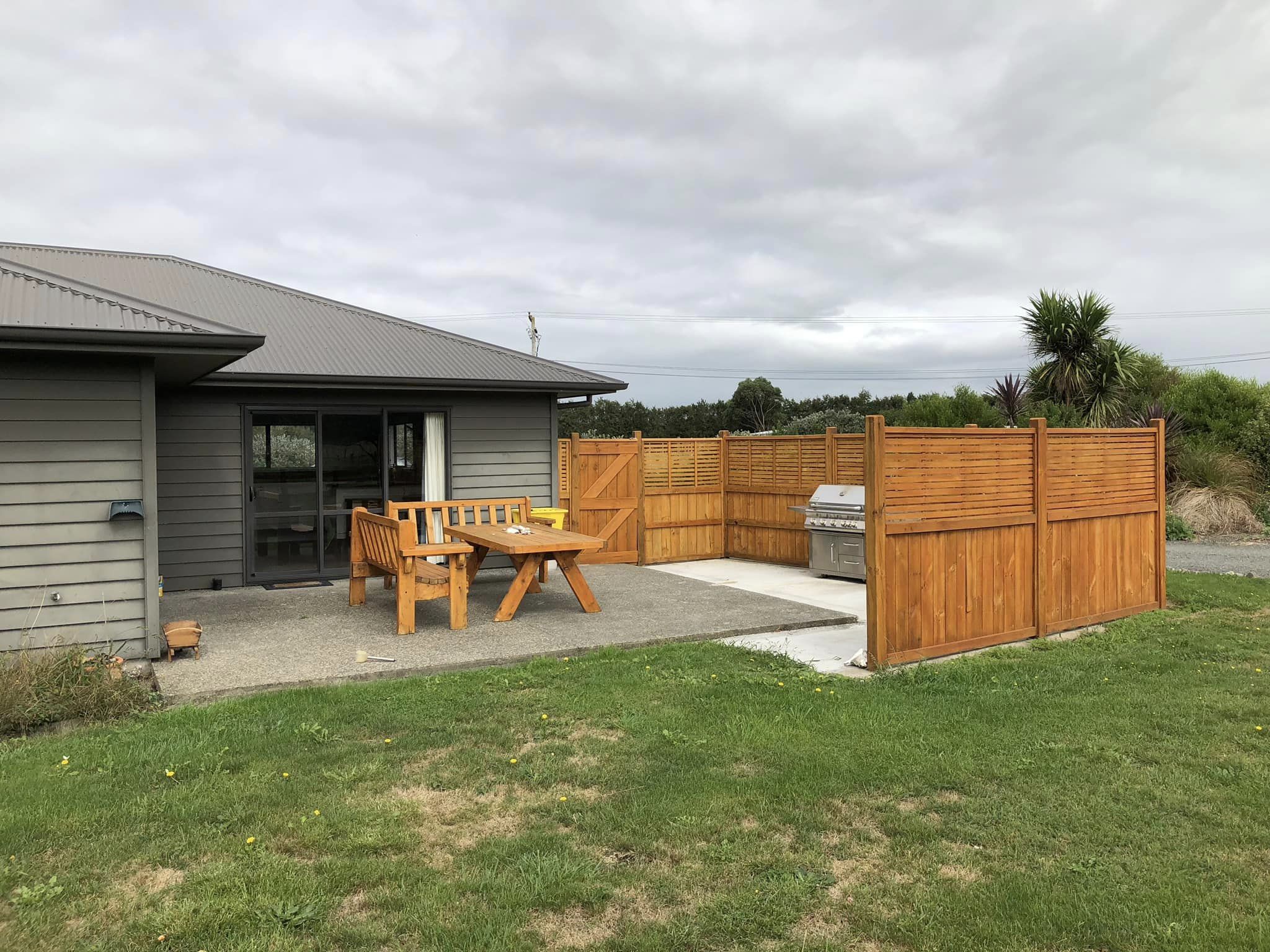 Ruahine Property Works limited - outdoor living fences