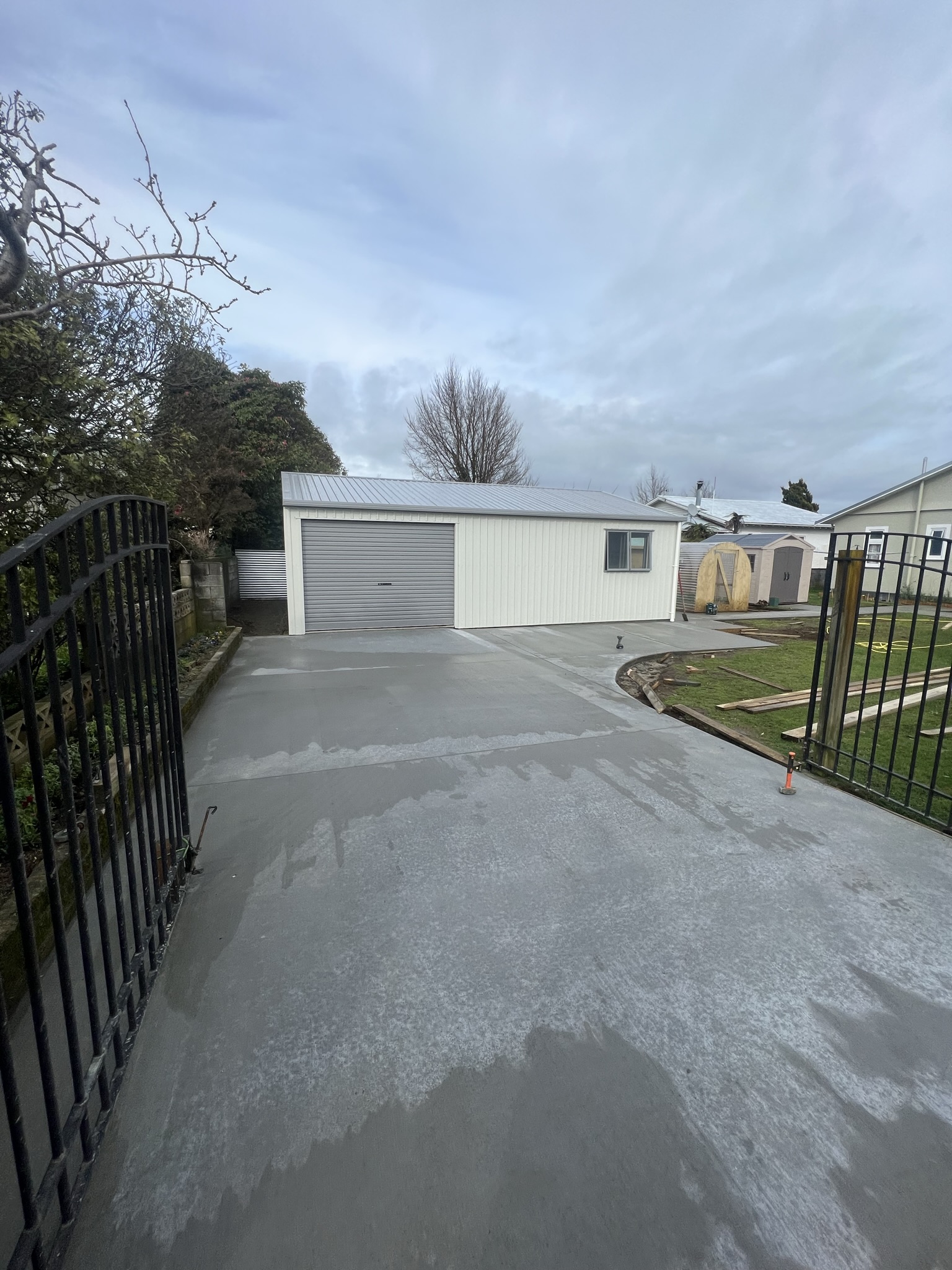 Ruahine Property Works limited - concrete driveway dry