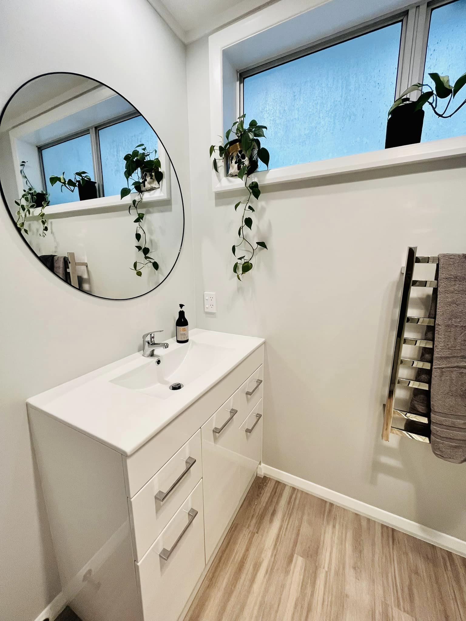 Ruahine Property Works limited - renovations bathroom sinks and flooring