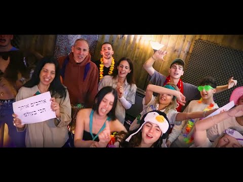 ניגון בתופים באולפן