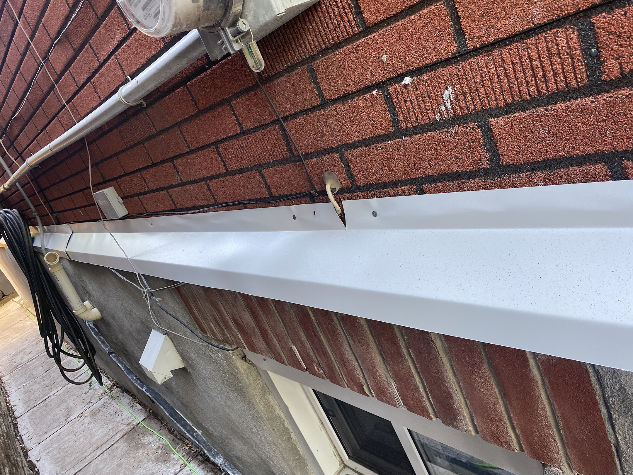 Soffit and eavestrough project