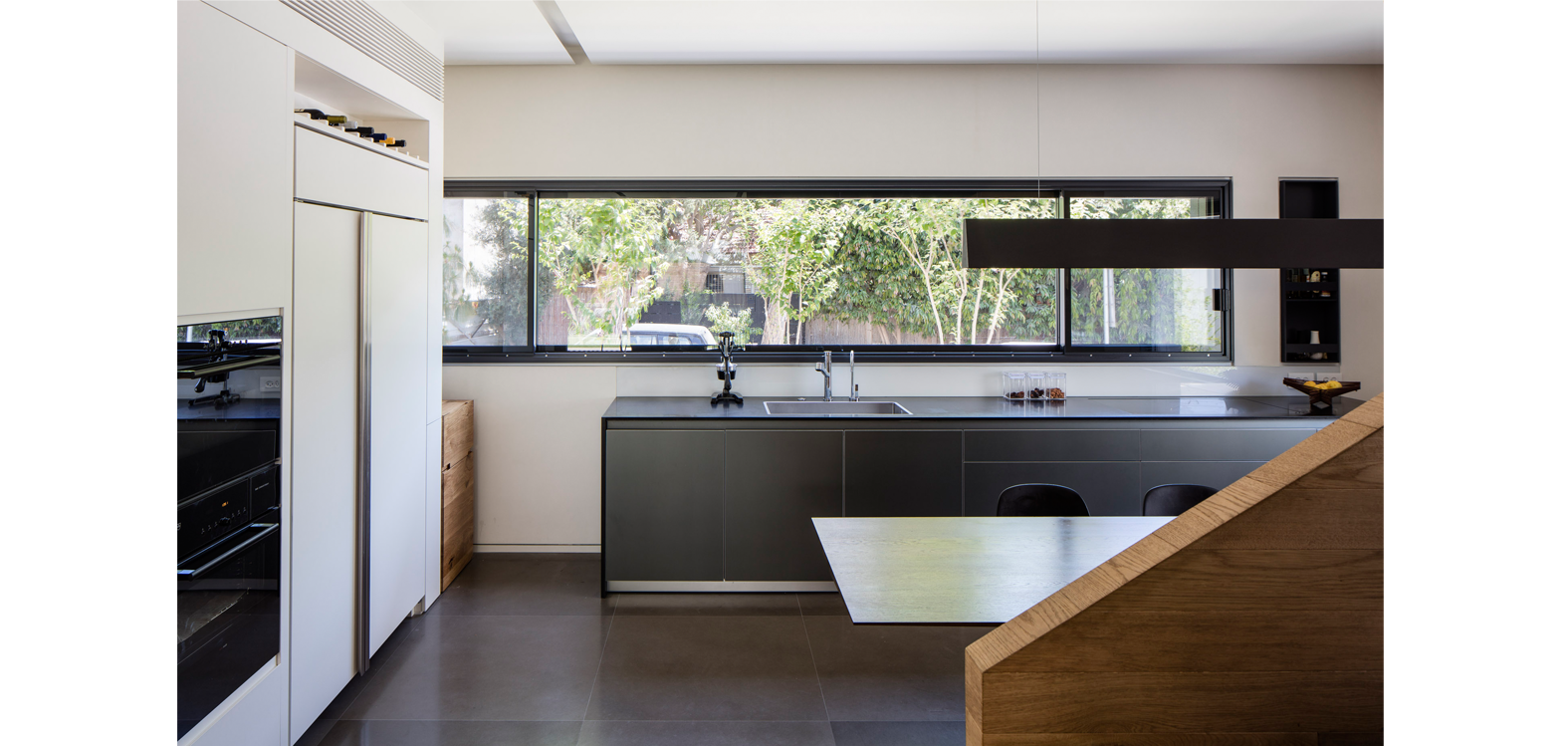 U House 8