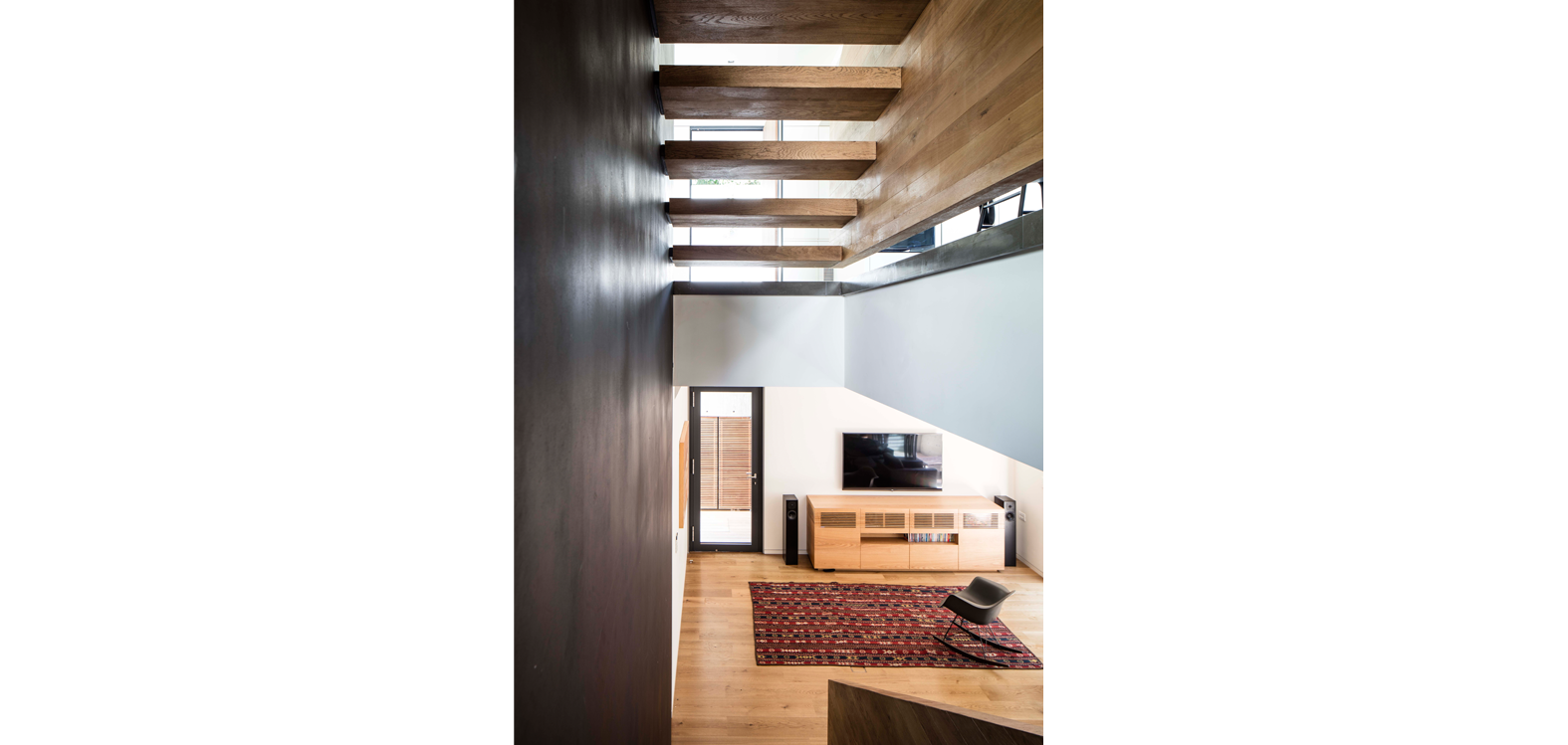 U House 17