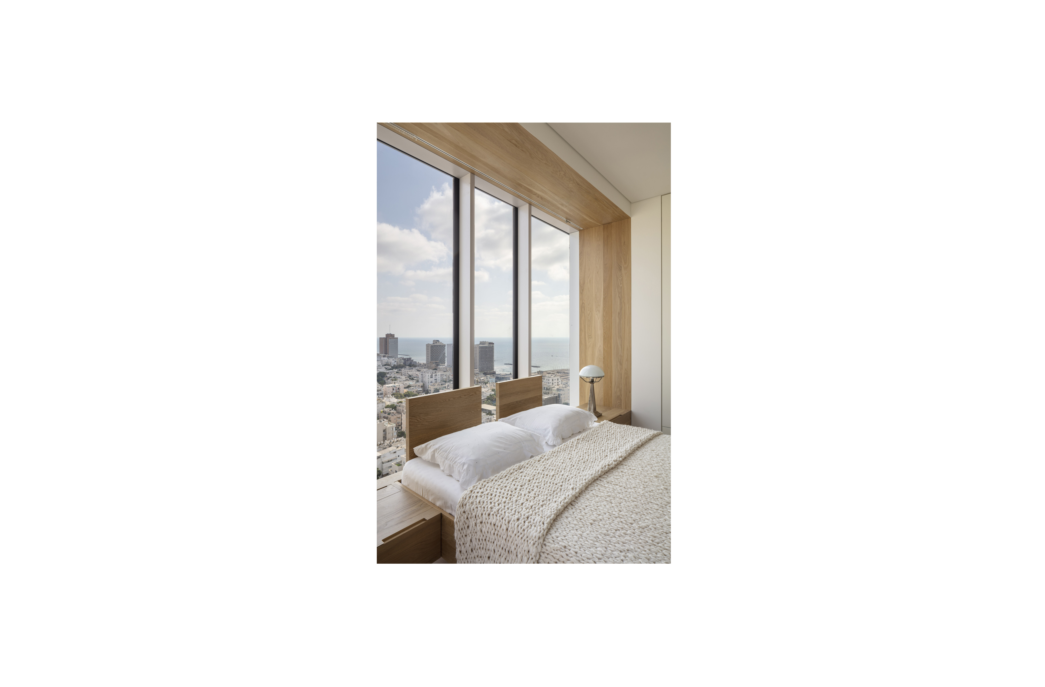 A Apt 14