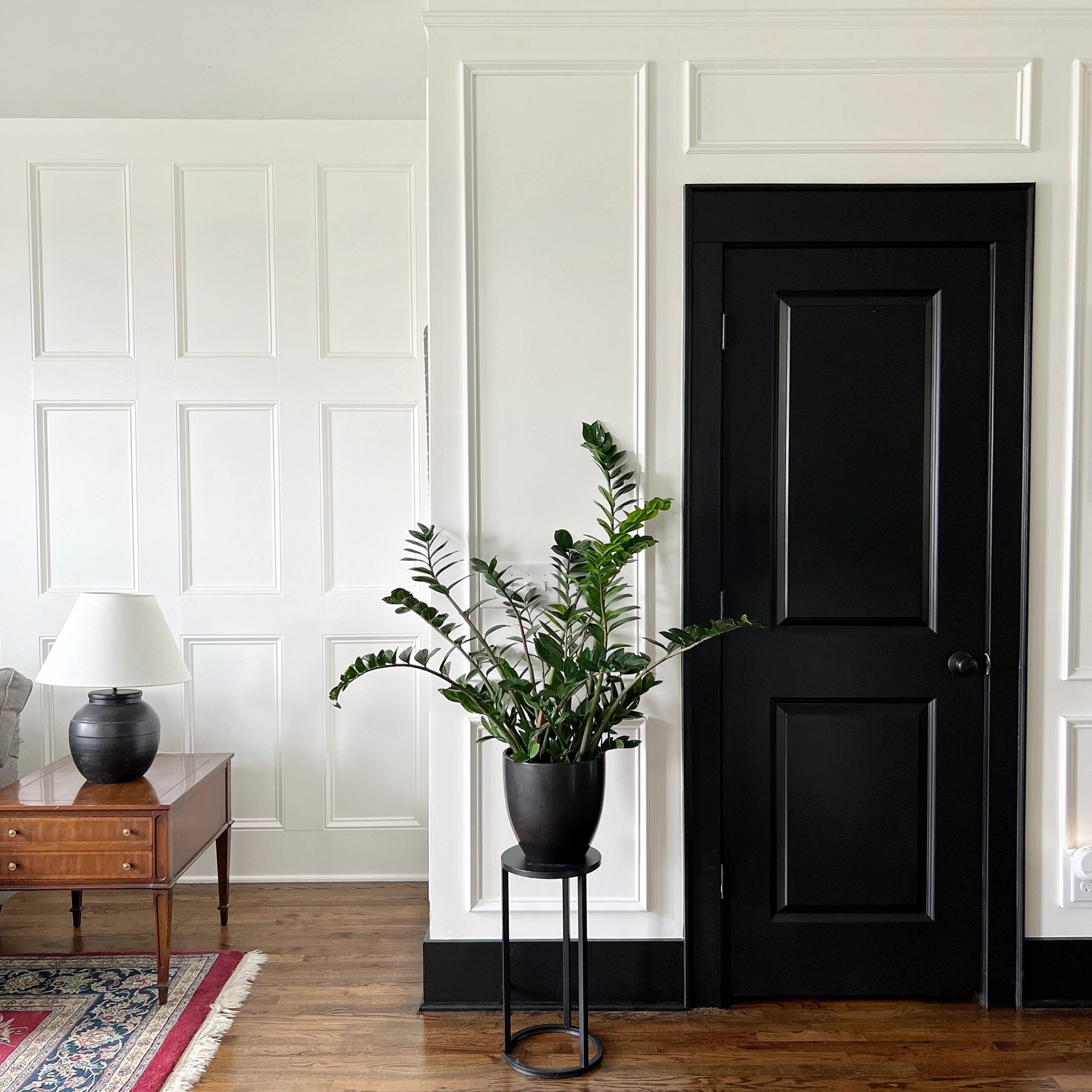 home — moulding photo 2