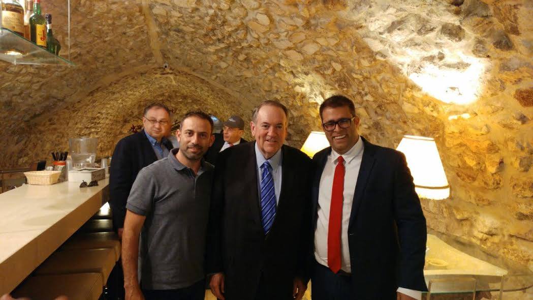 ח"כ אורן חזן והסנטור האמריקאי מייק האקבי