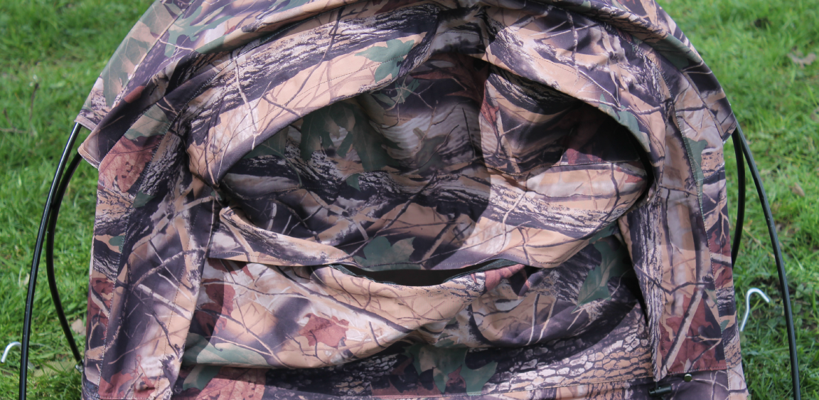 Front view of Sniperhide showing rifle aperture which can be fully unzipped ‘letterbox’ style for larger rifles or closed up accordingly.