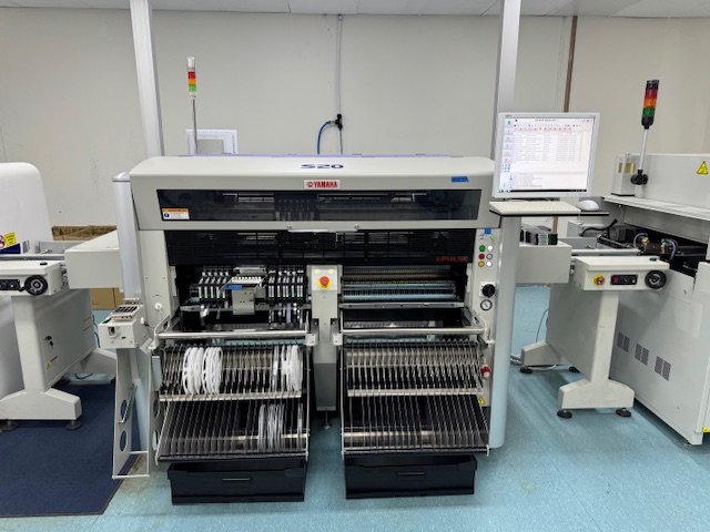 Yamaha iPulse S20 surface-mount loader