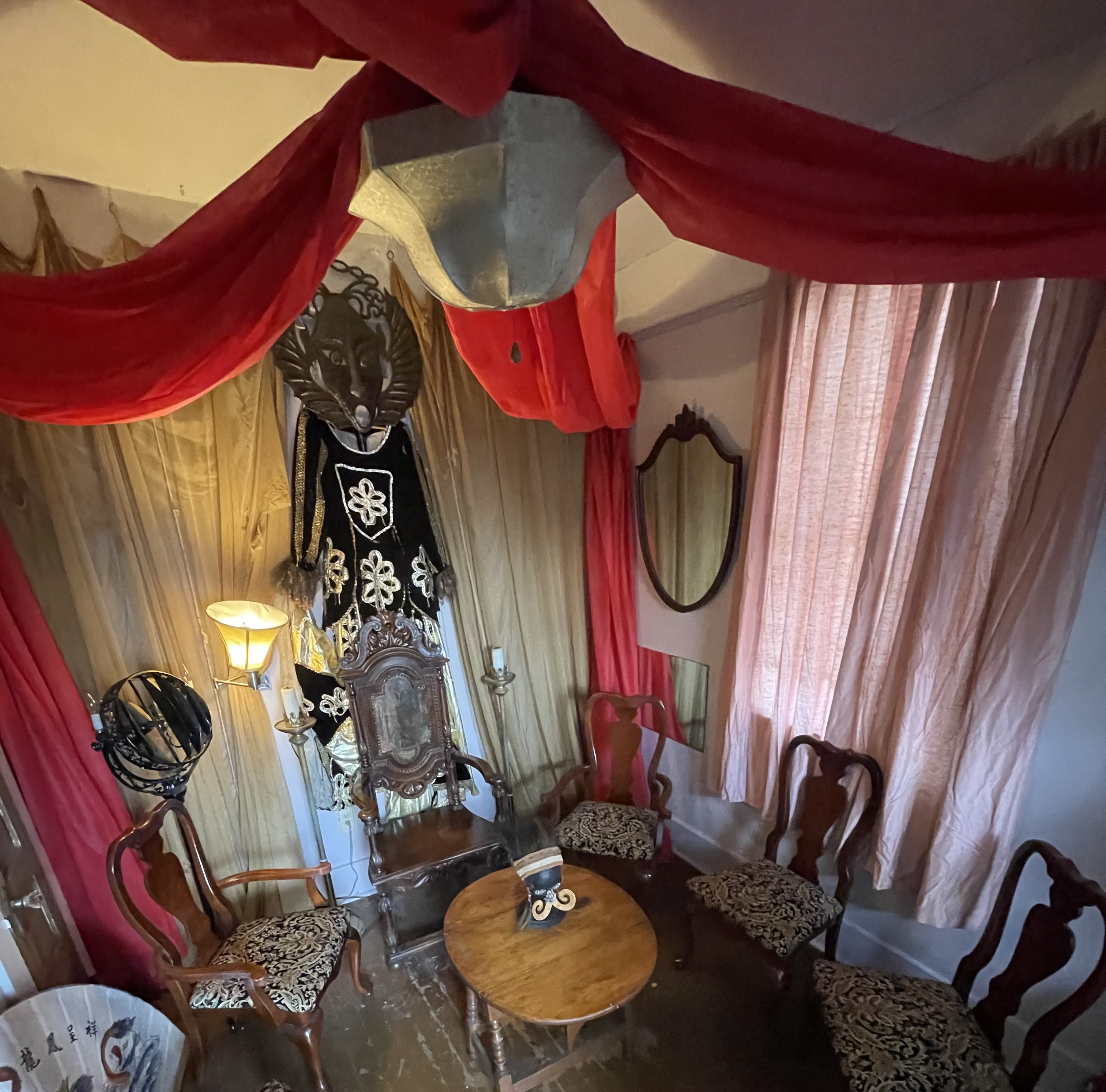 Throne Room parlor